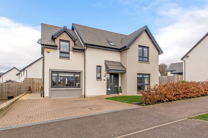 75 Nethergray Road, Dykes of Gray, Dundee DD2 5GT